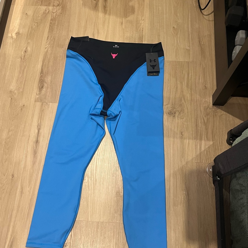 Under Armour XL project rock leggings